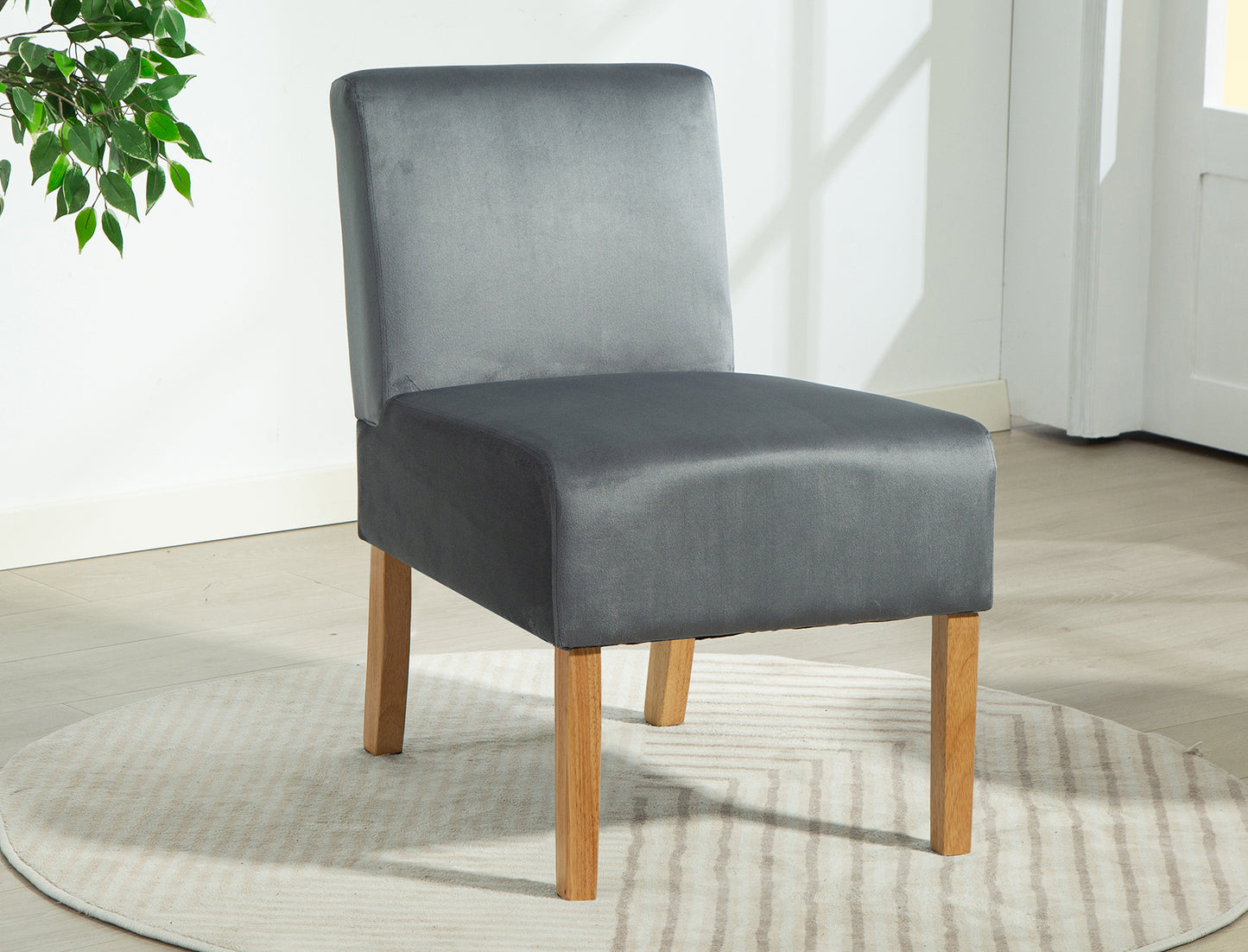 Whitley accent chair