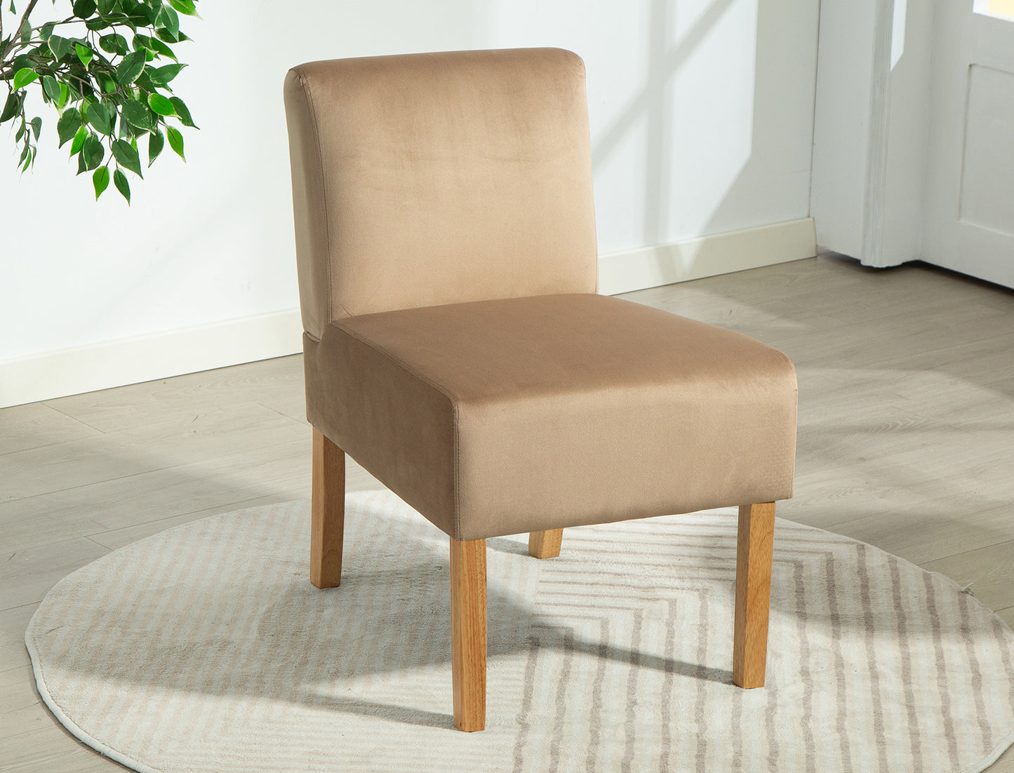 Whitley accent chair