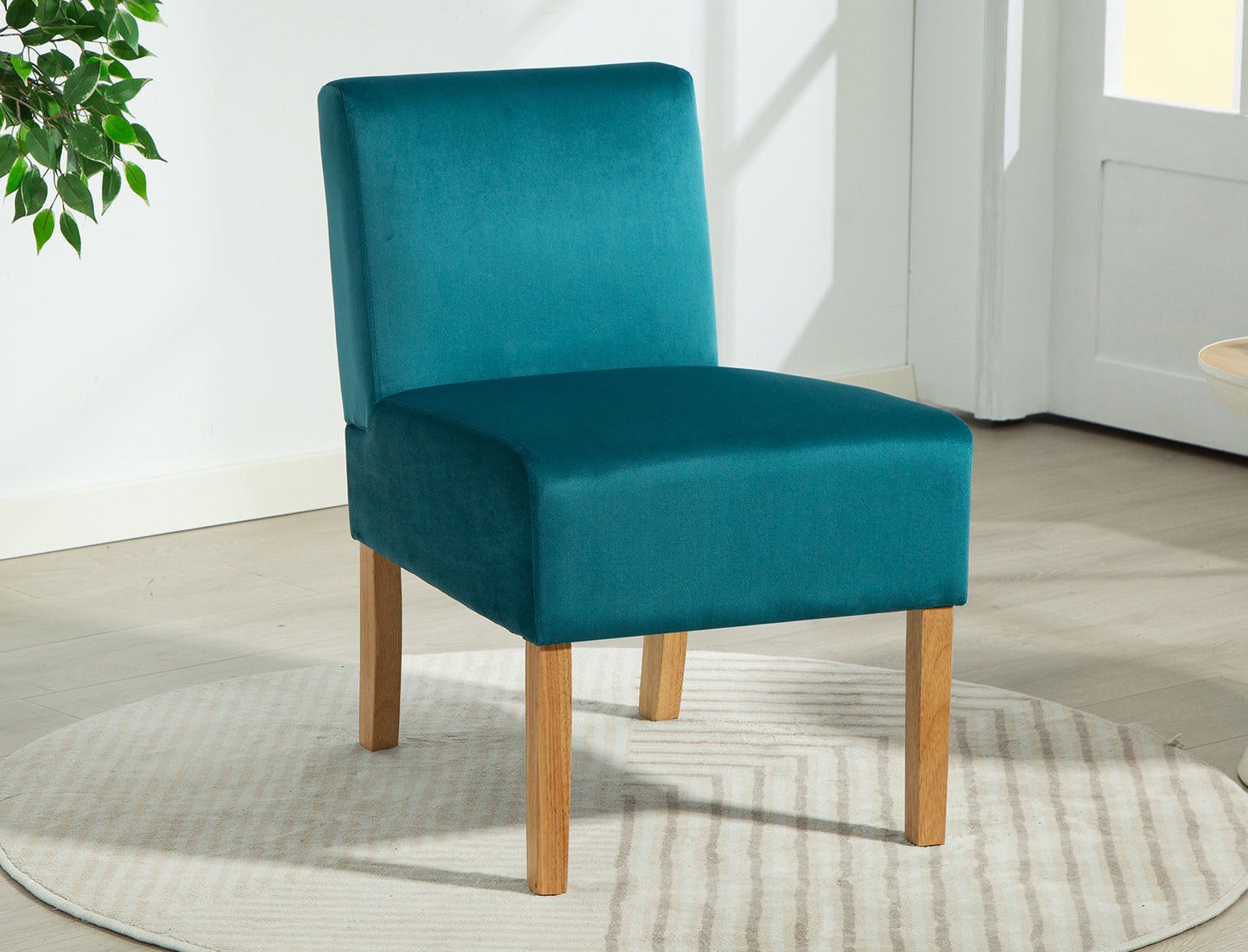 Whitley accent chair