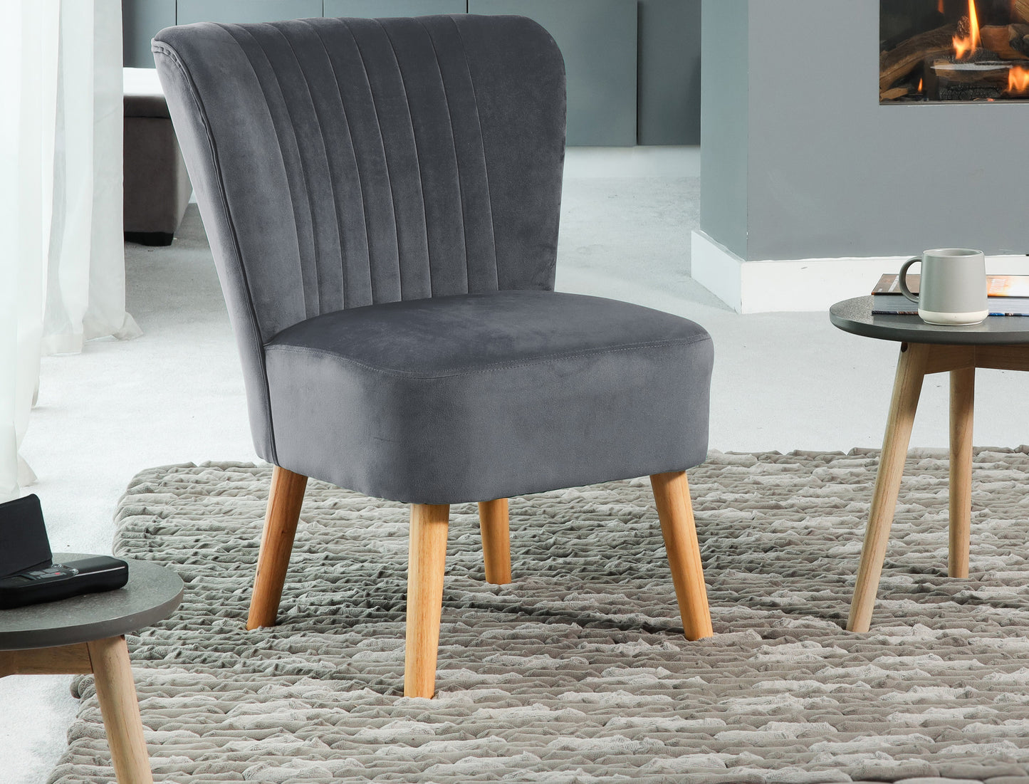 Arezza velvet accent chair