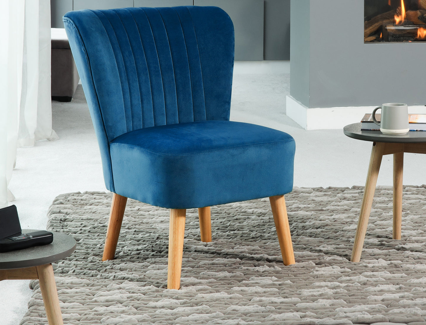 Arezza velvet accent chair