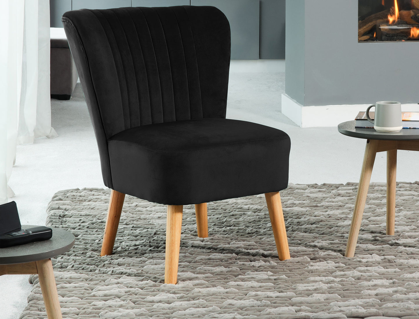 Arezza velvet accent chair